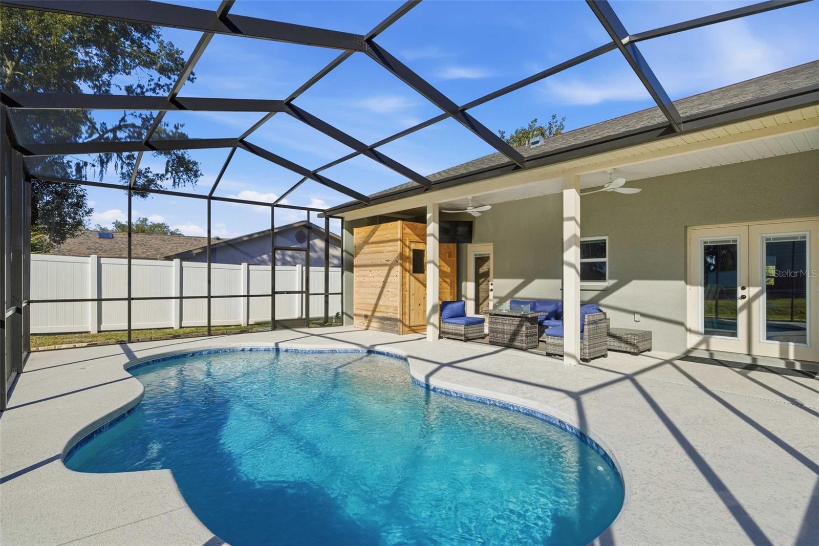 DAVIS LAKE - Residential