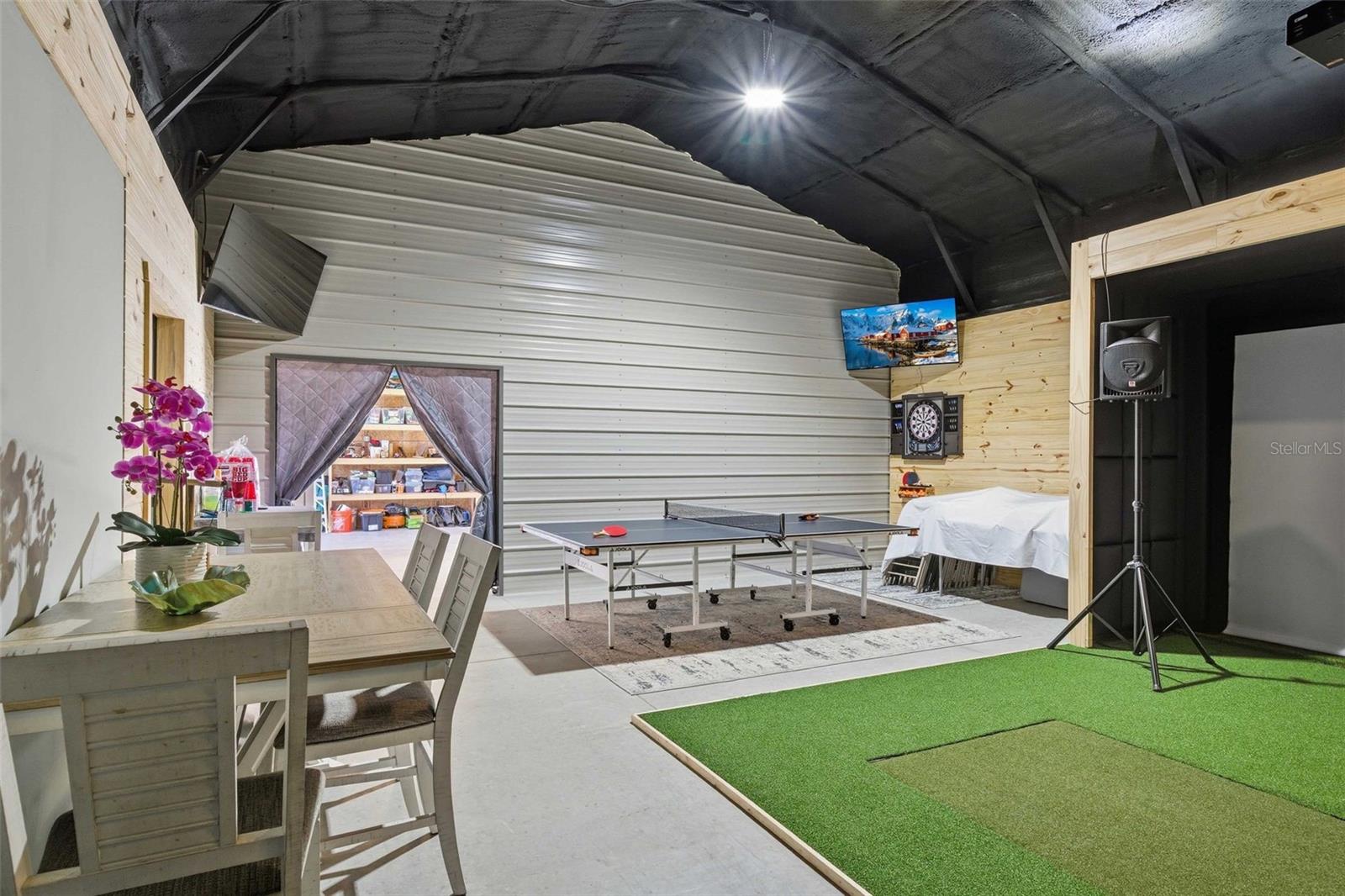 DAVIS LAKE - Residential