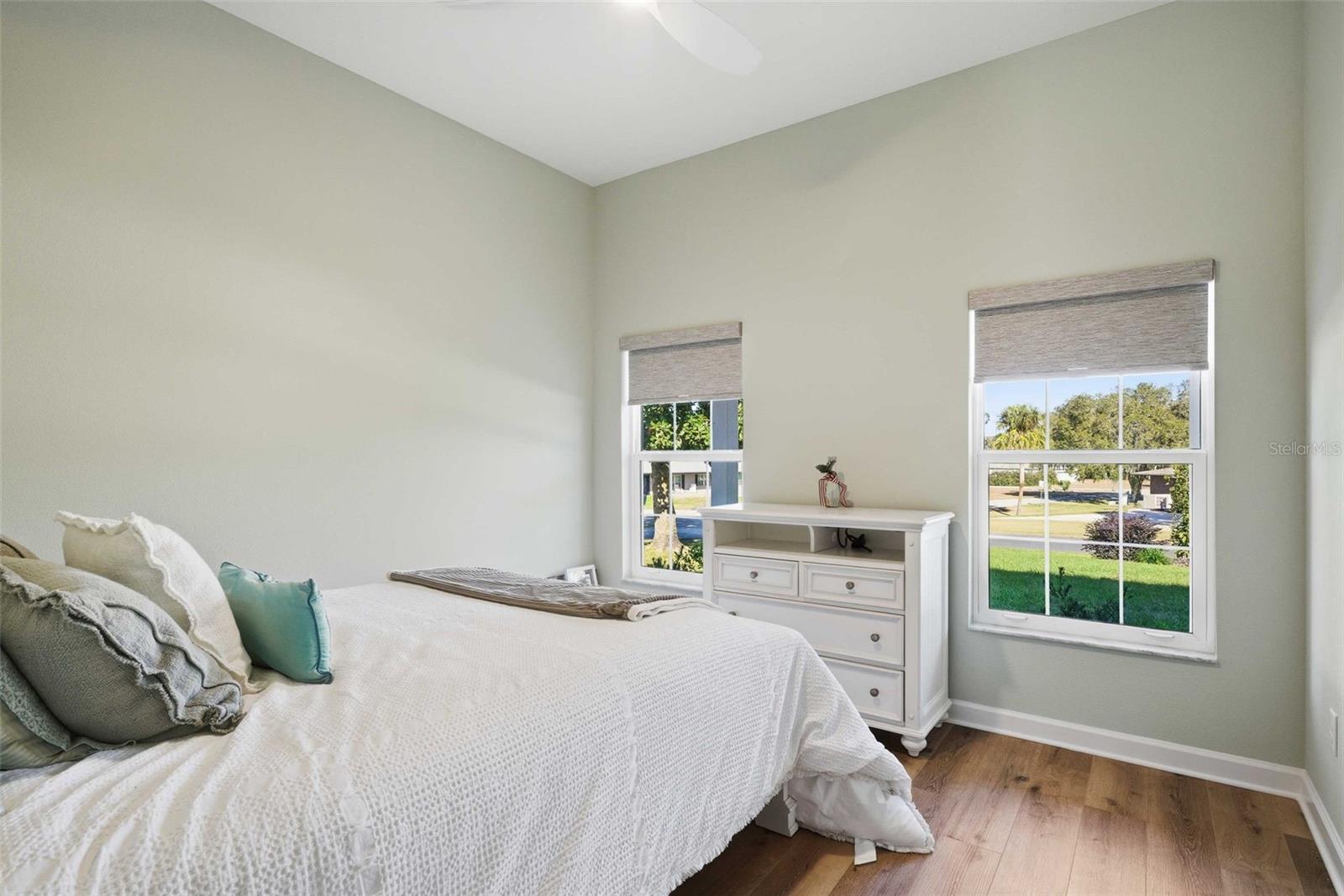 DAVIS LAKE - Residential