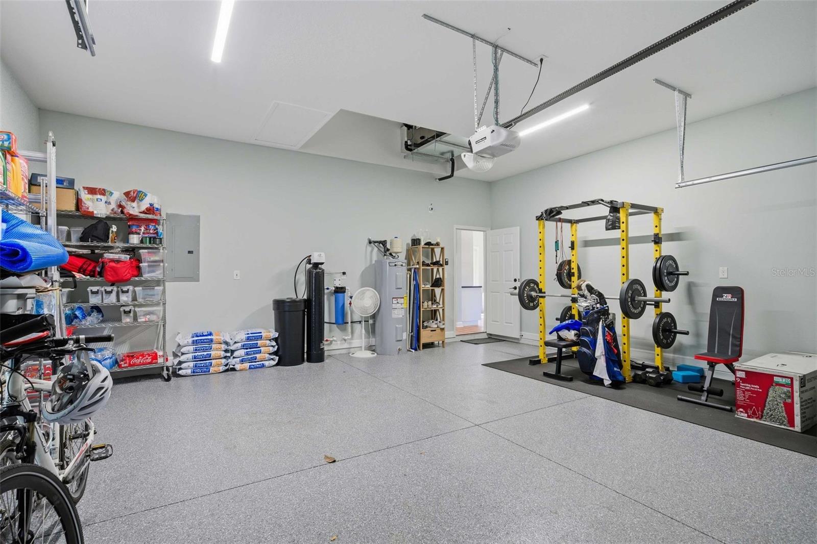 DAVIS LAKE - Residential