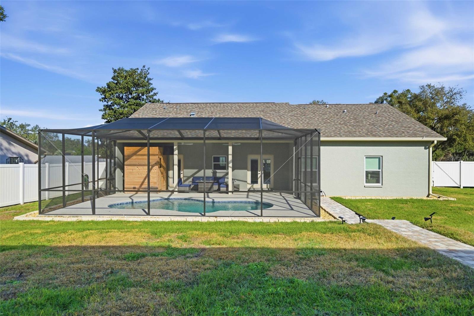 DAVIS LAKE - Residential