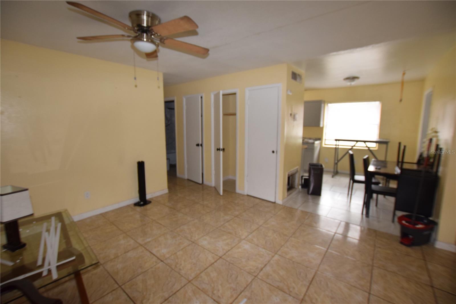 MALIBU GROVES NINTH ADD - Residential Lease