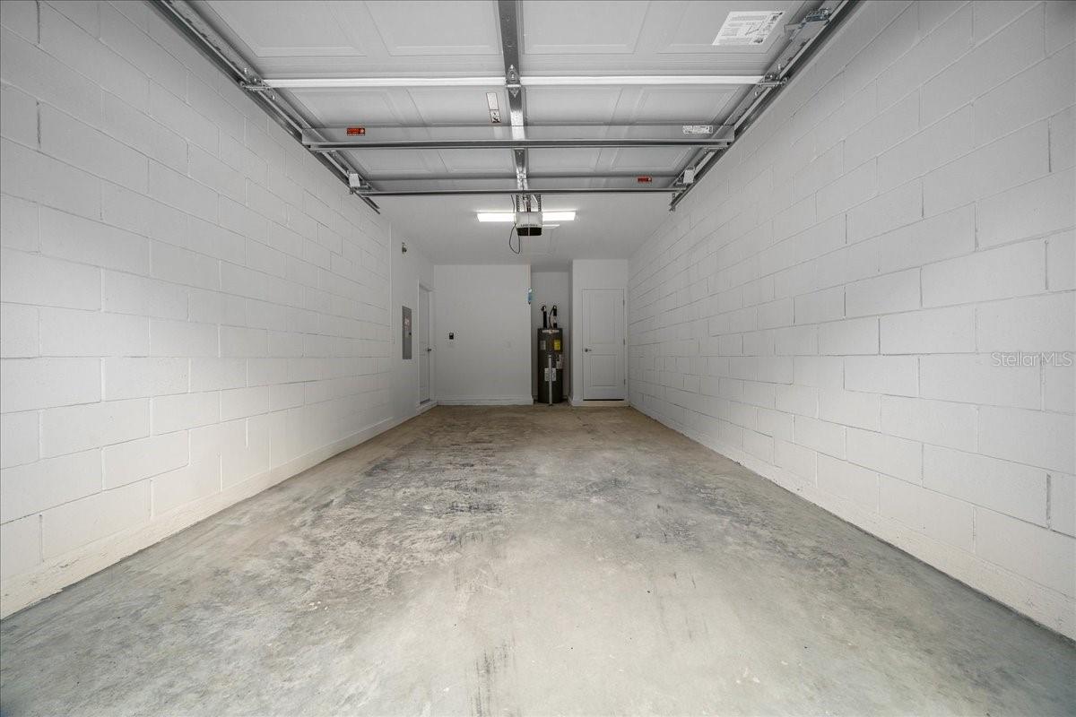 MARION OAKS UN NINE - Residential Income