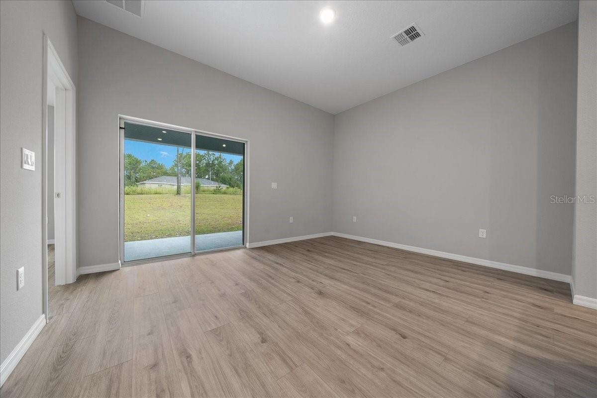 MARION OAKS UN NINE - Residential Income