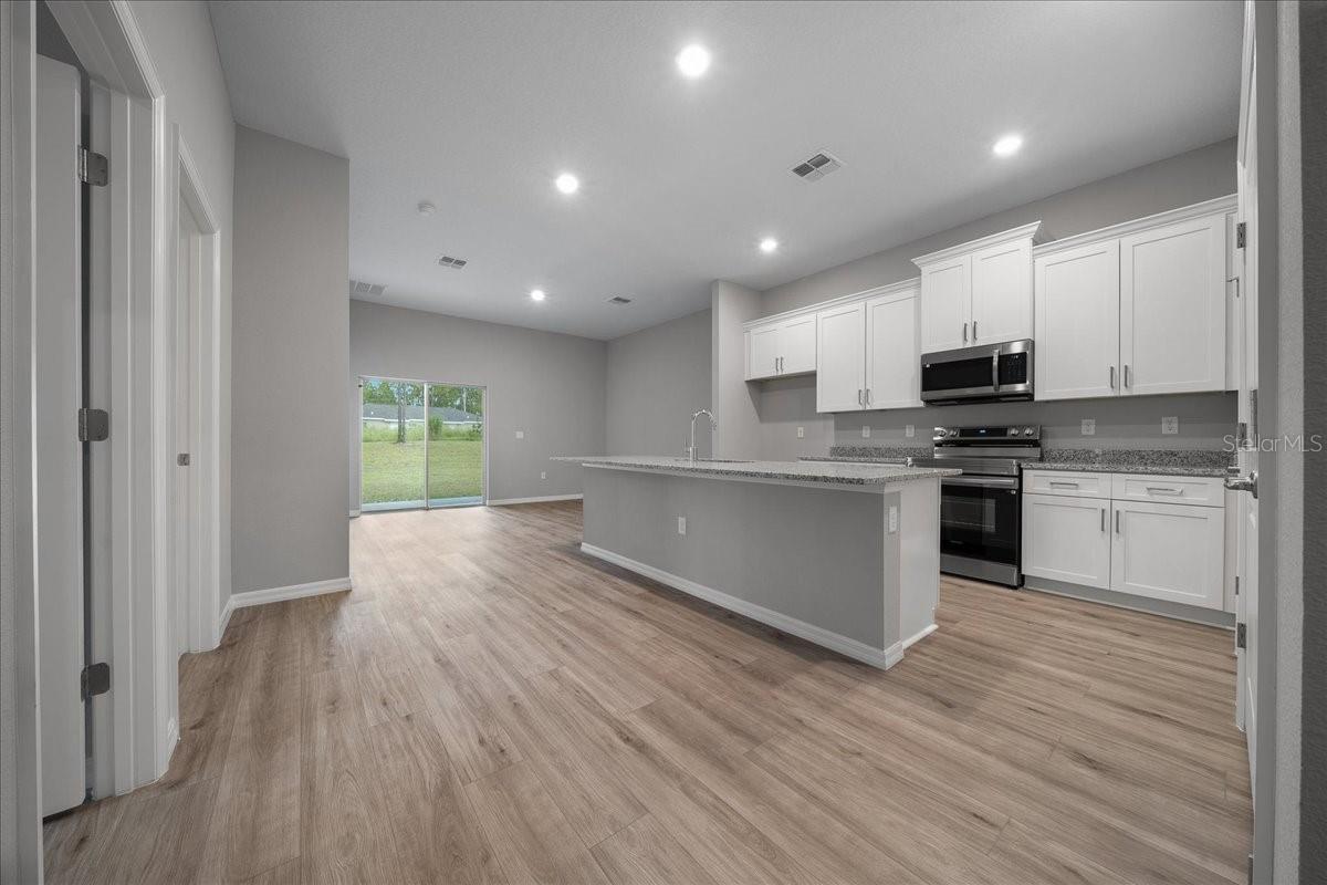 MARION OAKS UN NINE - Residential Income