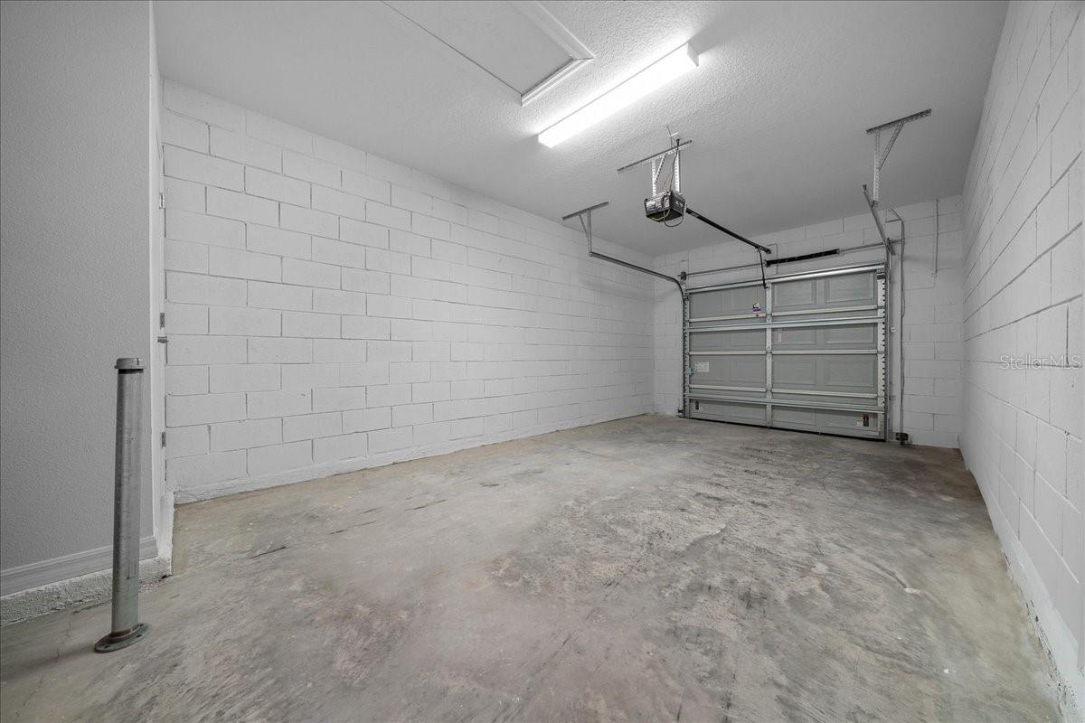 MARION OAKS UN NINE - Residential Income