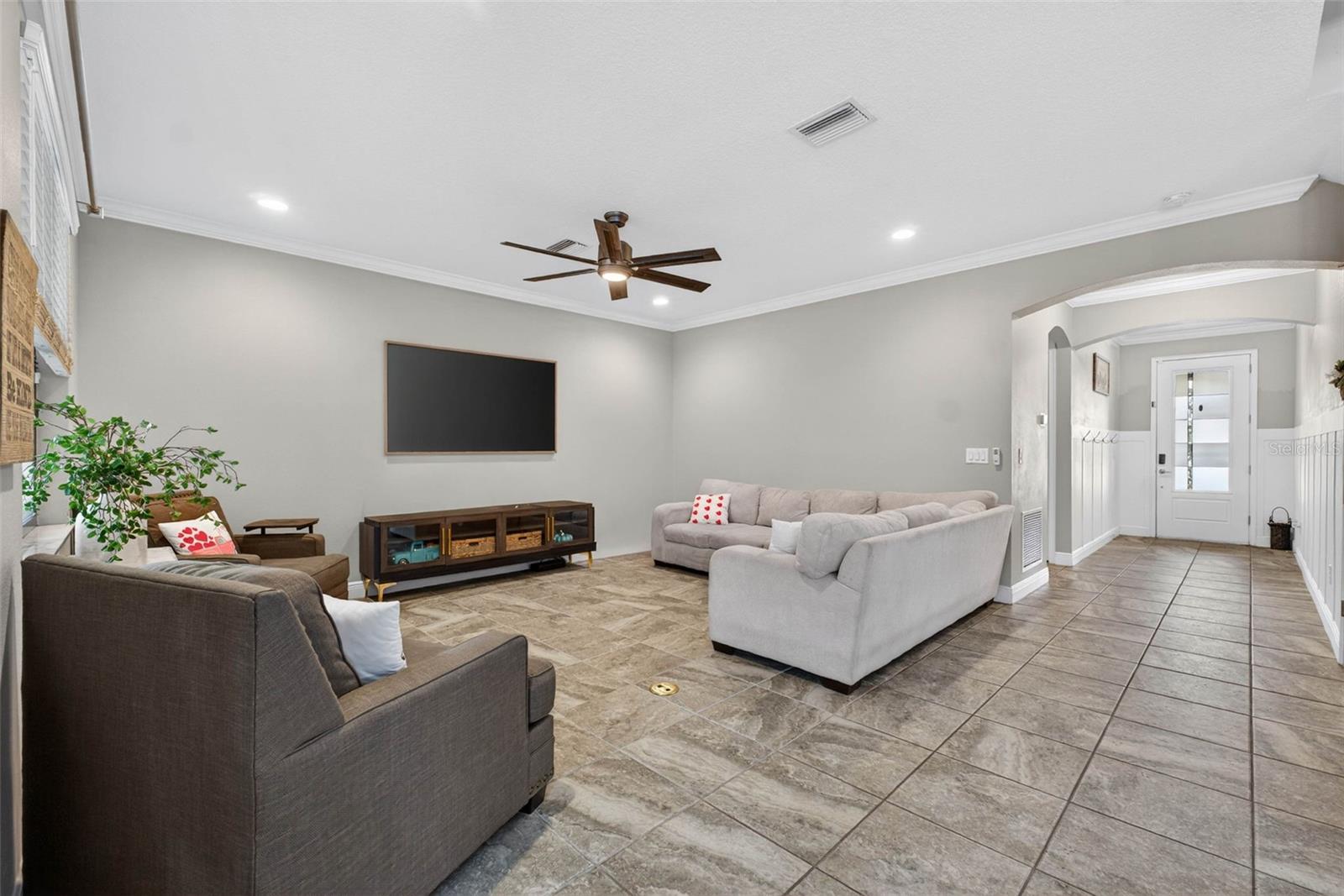 LAKESHORE RANCH PH I - Residential