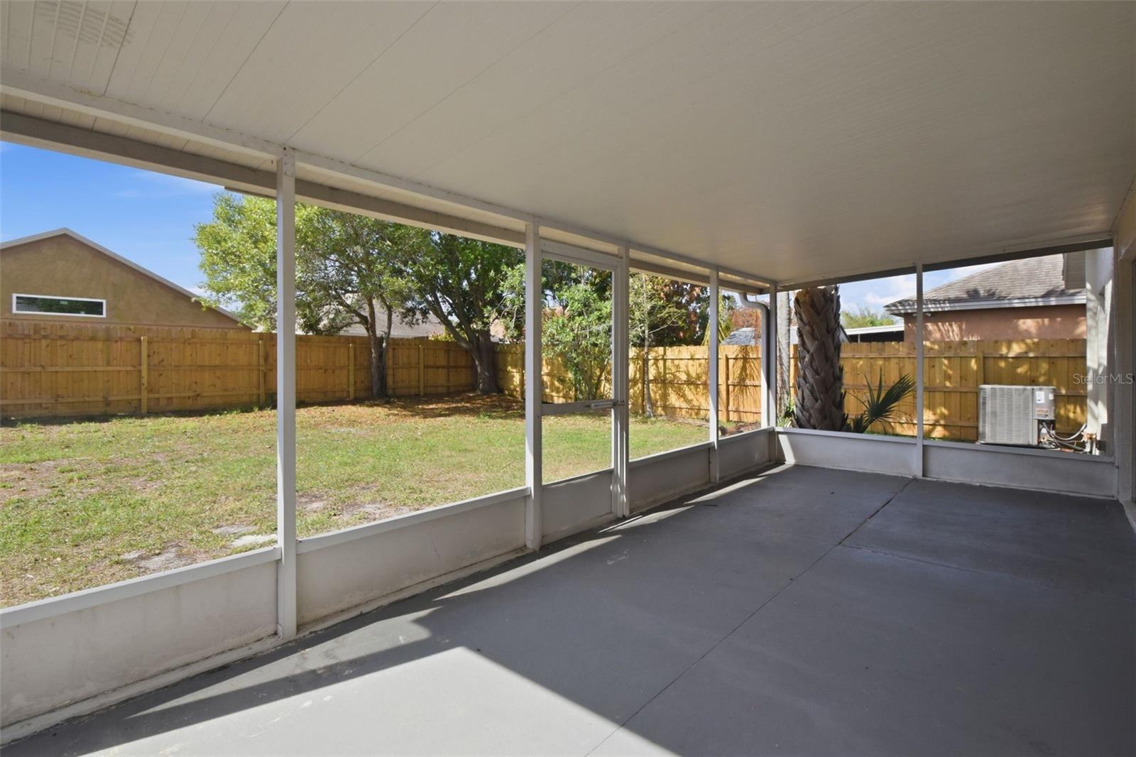 SOUTH POINTE PH 6 - Residential