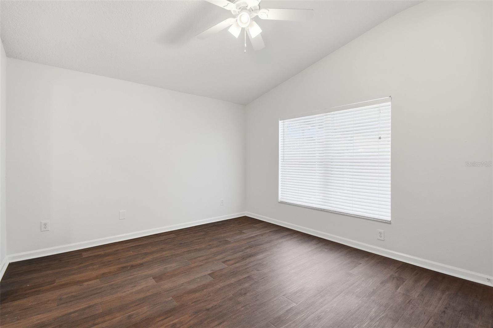 SOUTH POINTE PH 6 - Residential