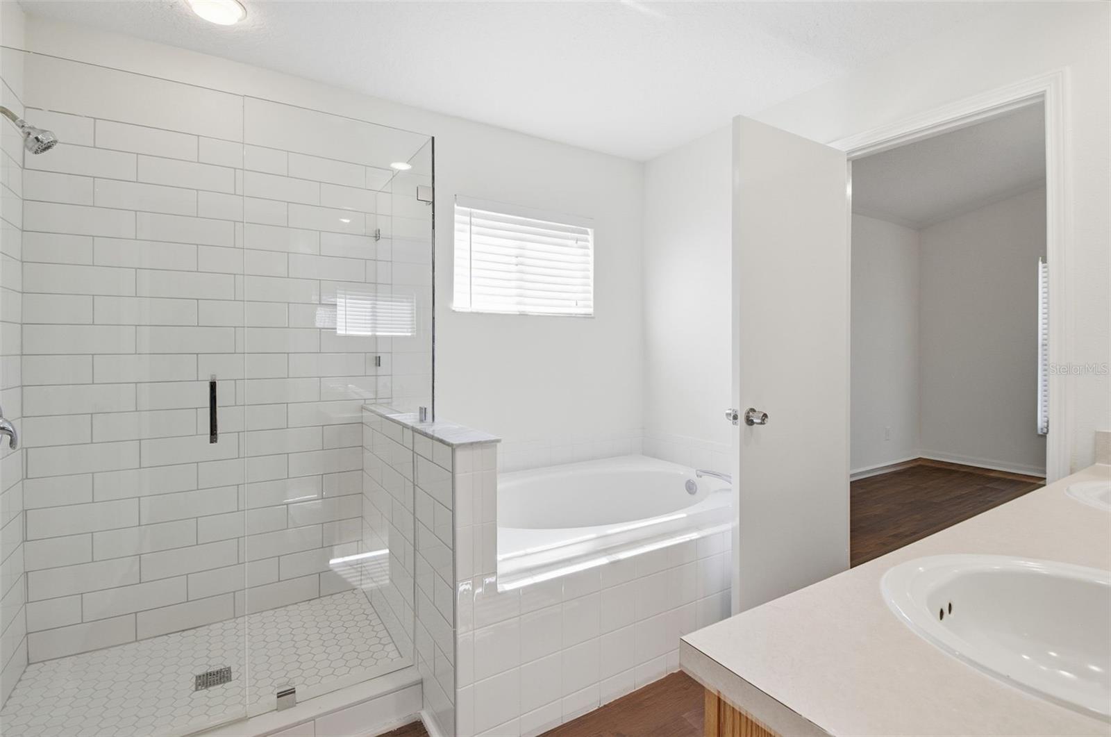 SOUTH POINTE PH 6 - Residential