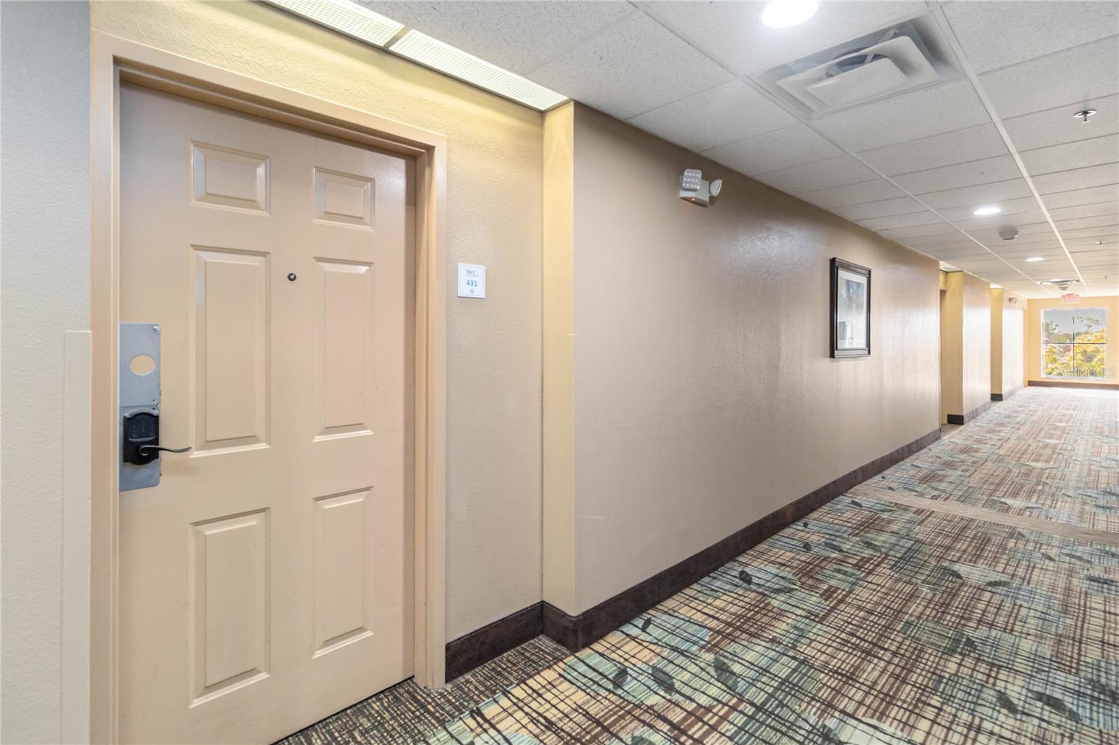 7601 CONDOMINIUM - Residential