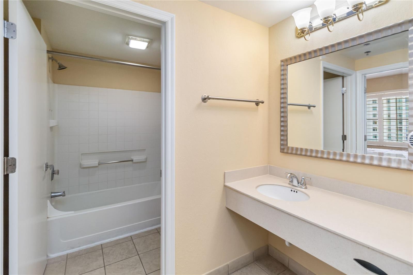 7601 CONDOMINIUM - Residential