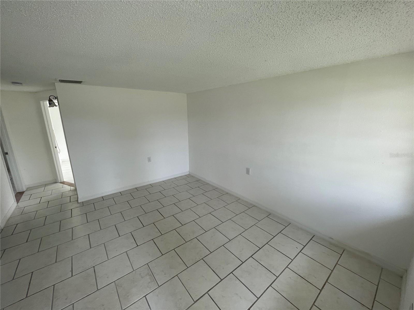 JASMIN COURT SUB - Residential Lease