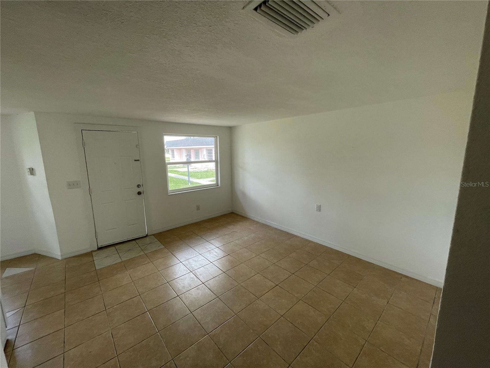 JASMIN COURT SUB - Residential Lease