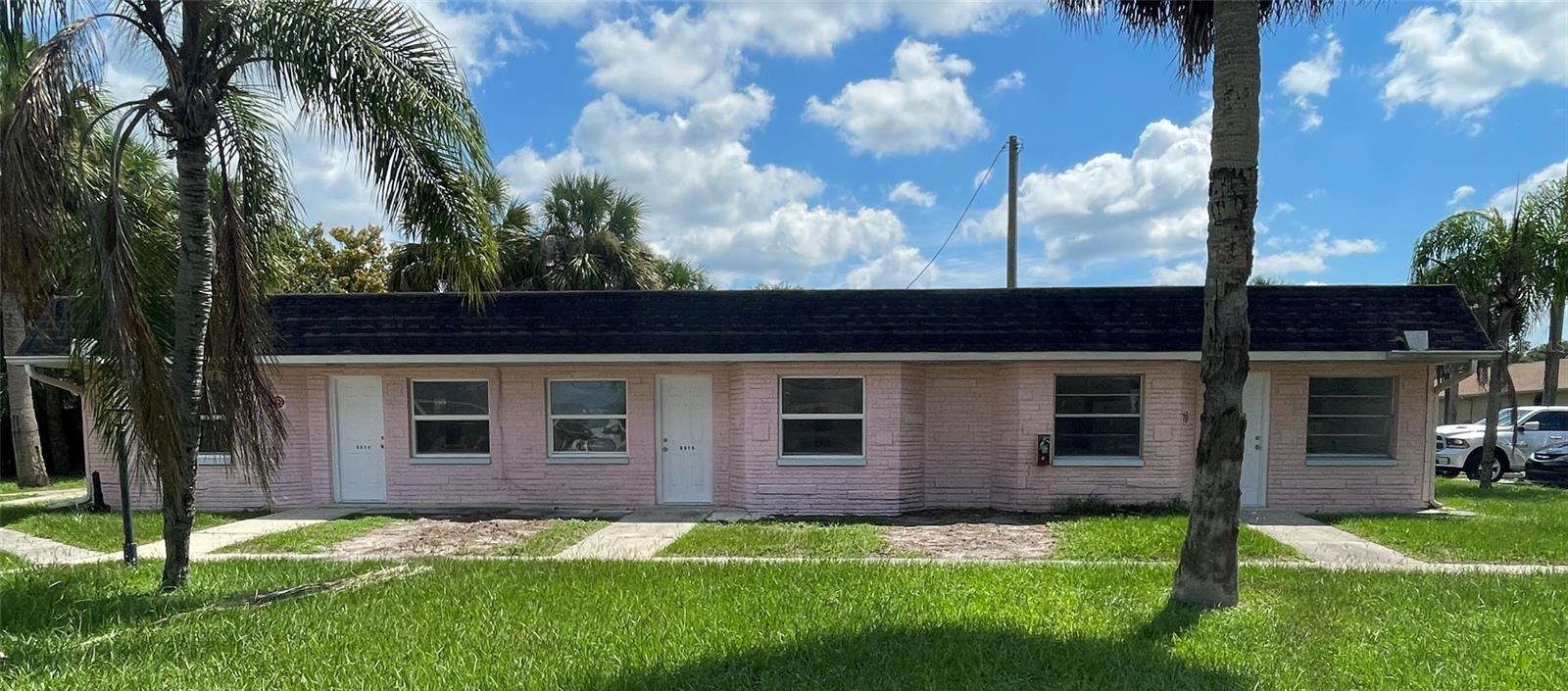 Available Now!
2/1 bath apartments located just north of downtown and close to bus routes. Enjoy the close proximity to Downtown New Port Richey(.8 miles) featuring an eclectic mix of local venues for dining, entertainment, festivals, street parades and places for outdoor activities such as kayaking with river access at Sims Park or Gulf access at Werner-Boyce Salt Springs State Park. Apartments are zoned for Richey Elementary, Gulf Middle and Gulf High schools. Affordably priced, great location, low move in costs and a discount on your fist month's rent! (9 available, 6 corner and 3 center apartments) ** (Rent rate is for single apartment)
