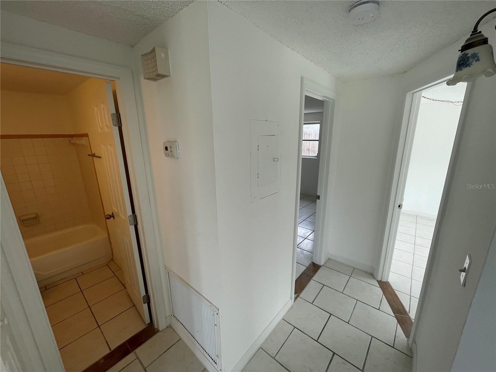 JASMIN COURT SUB - Residential Lease