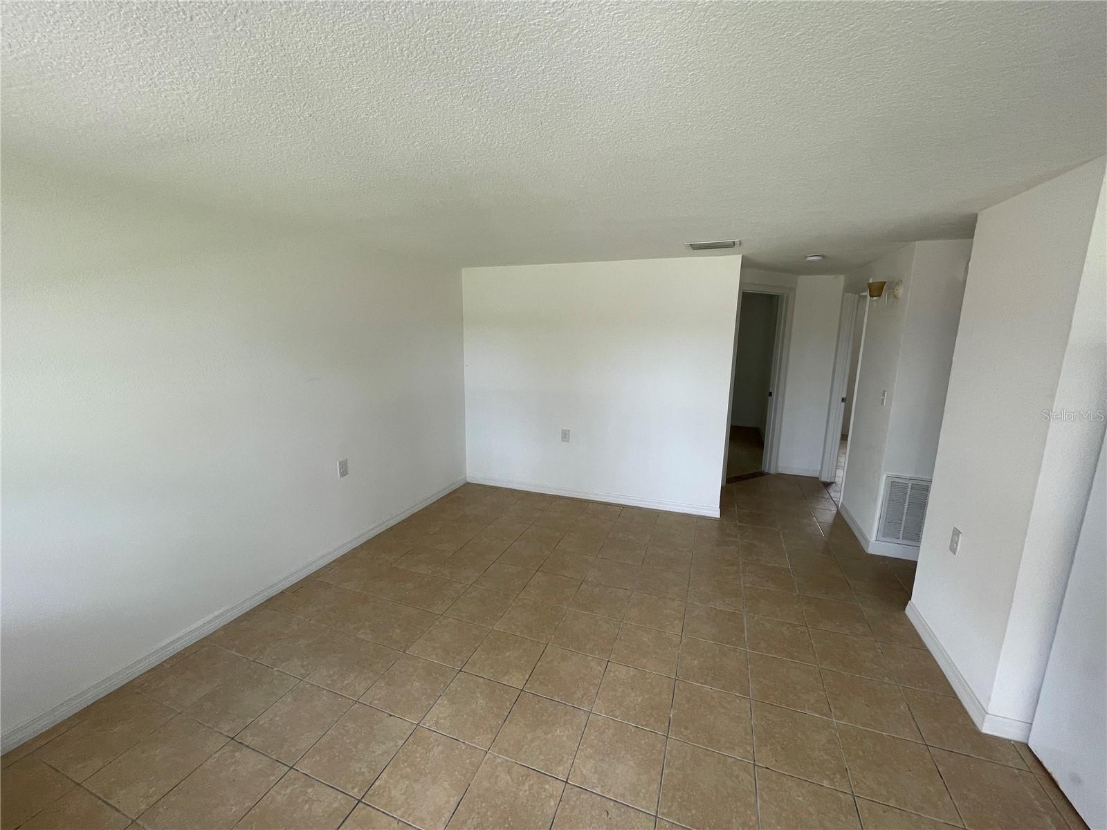 JASMIN COURT SUB - Residential Lease