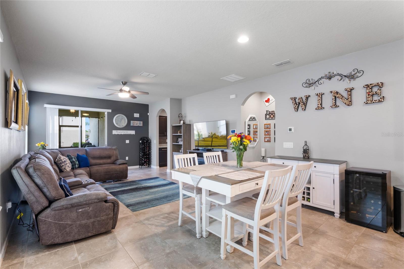 WATERLEIGH PH 2D - Residential Lease