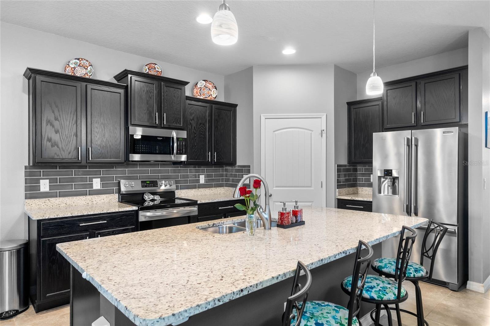 WATERLEIGH PH 2D - Residential Lease