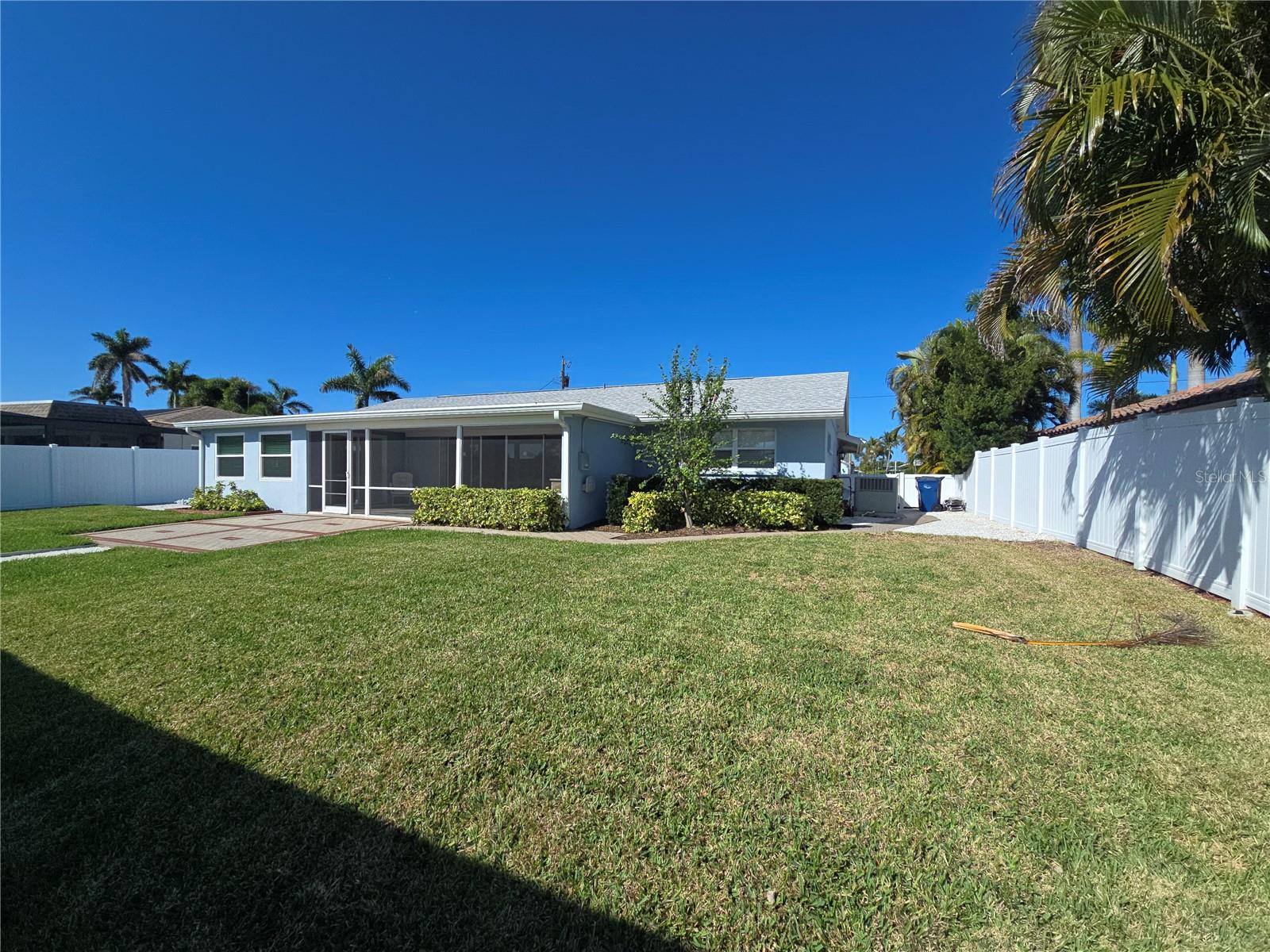 SAN REMO SHORES - Residential