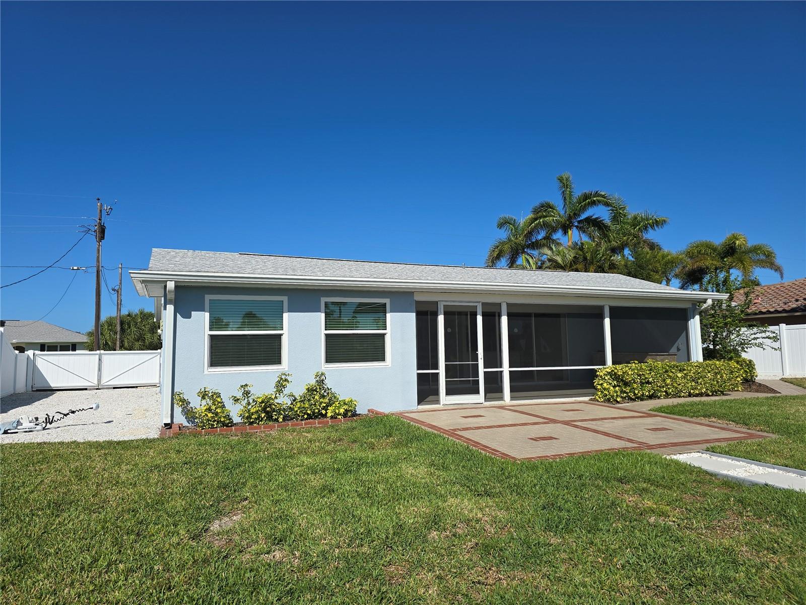 SAN REMO SHORES - Residential