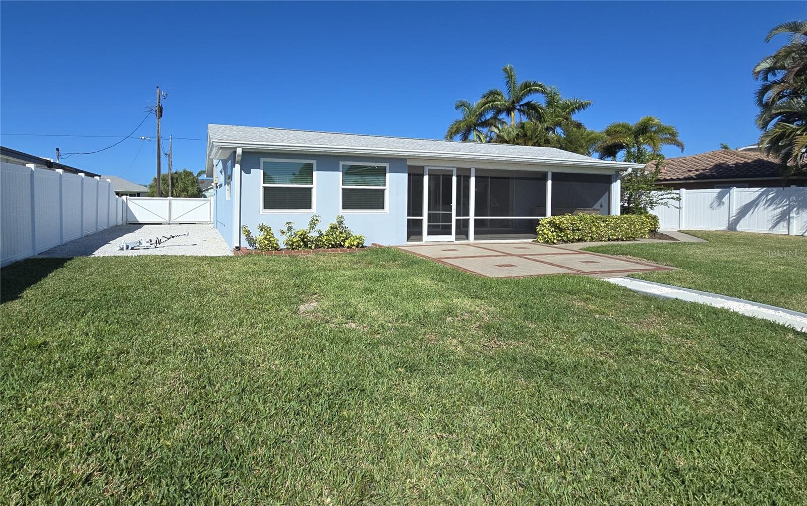 SAN REMO SHORES - Residential