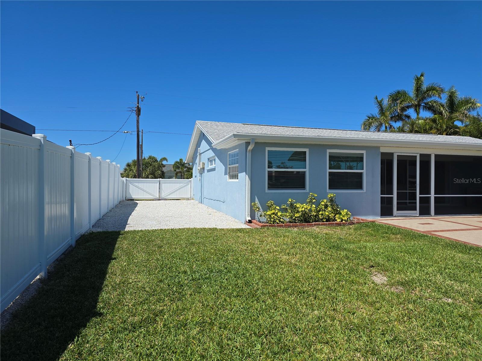 SAN REMO SHORES - Residential