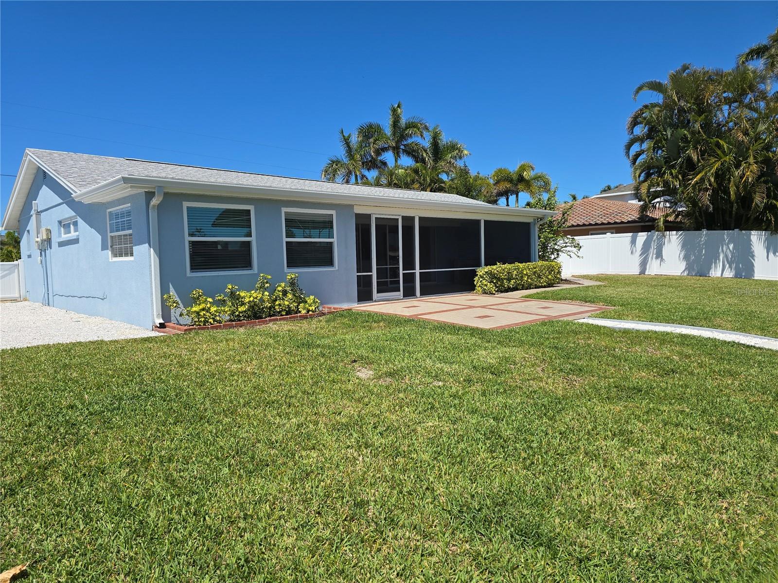 SAN REMO SHORES - Residential