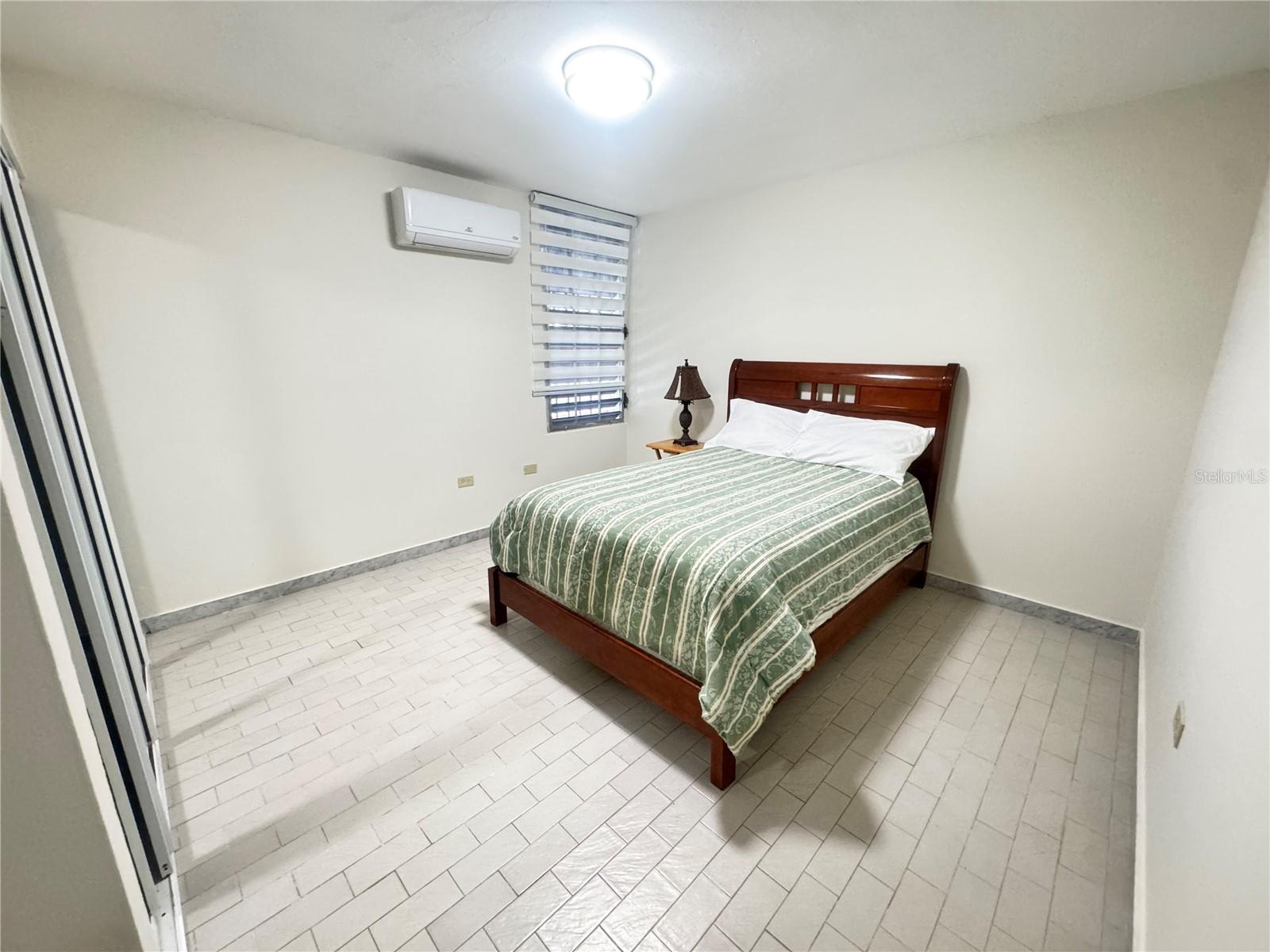 VILLA FRANCA I - Residential Lease