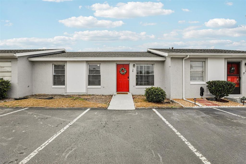 Photo of 38 Lake Villa Way, Kissimmee, FL 34743 (MLS # O6380755)