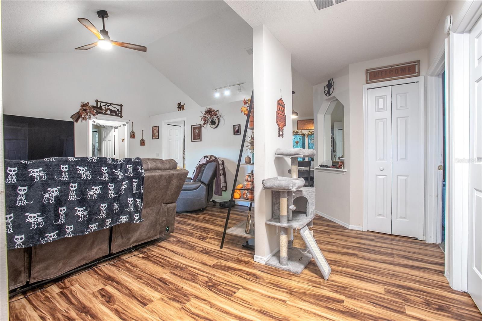 CORNELIA HEIGHTS - Residential