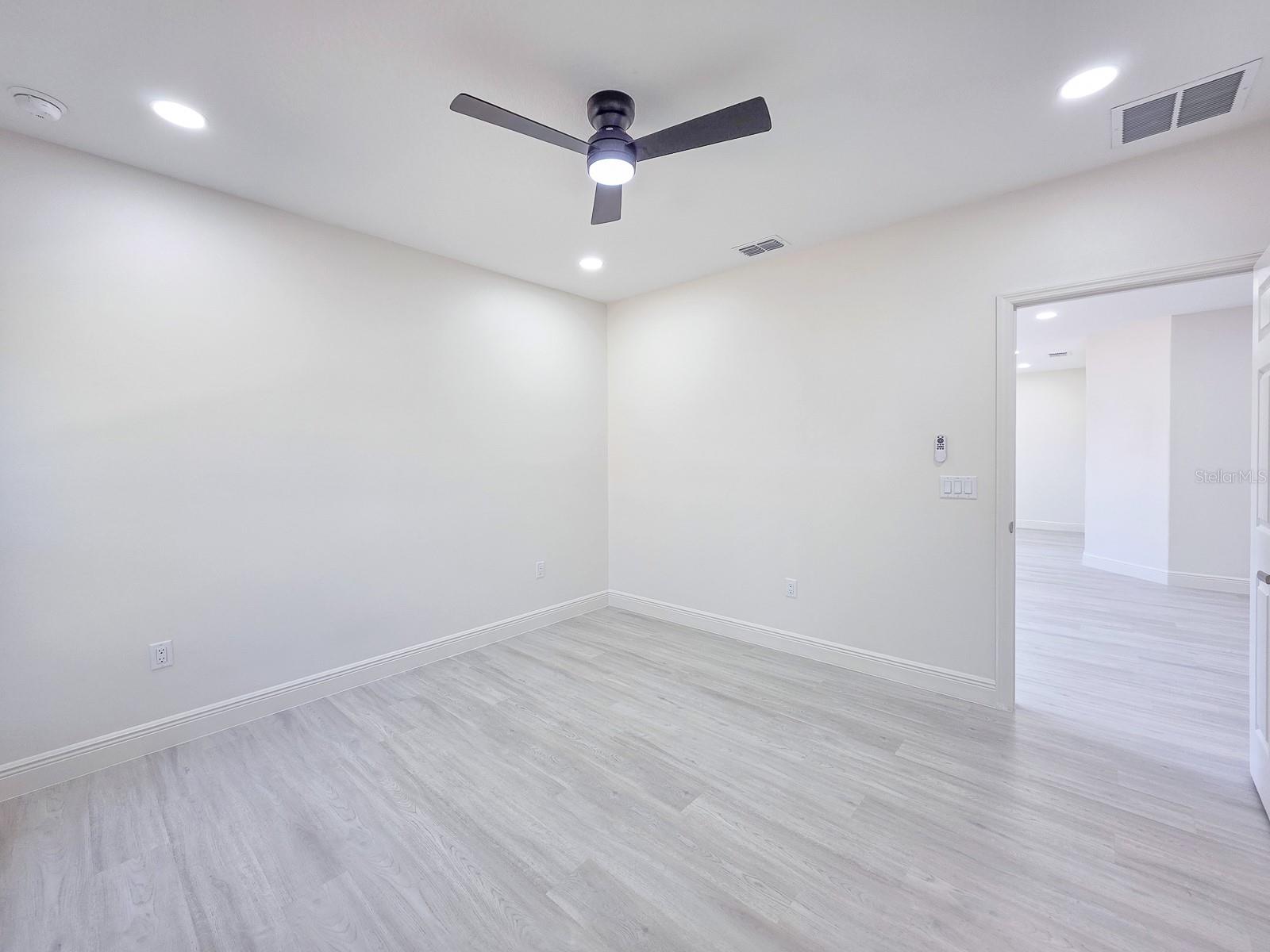 DAYTONA PARK ESTATES SEC E - Residential