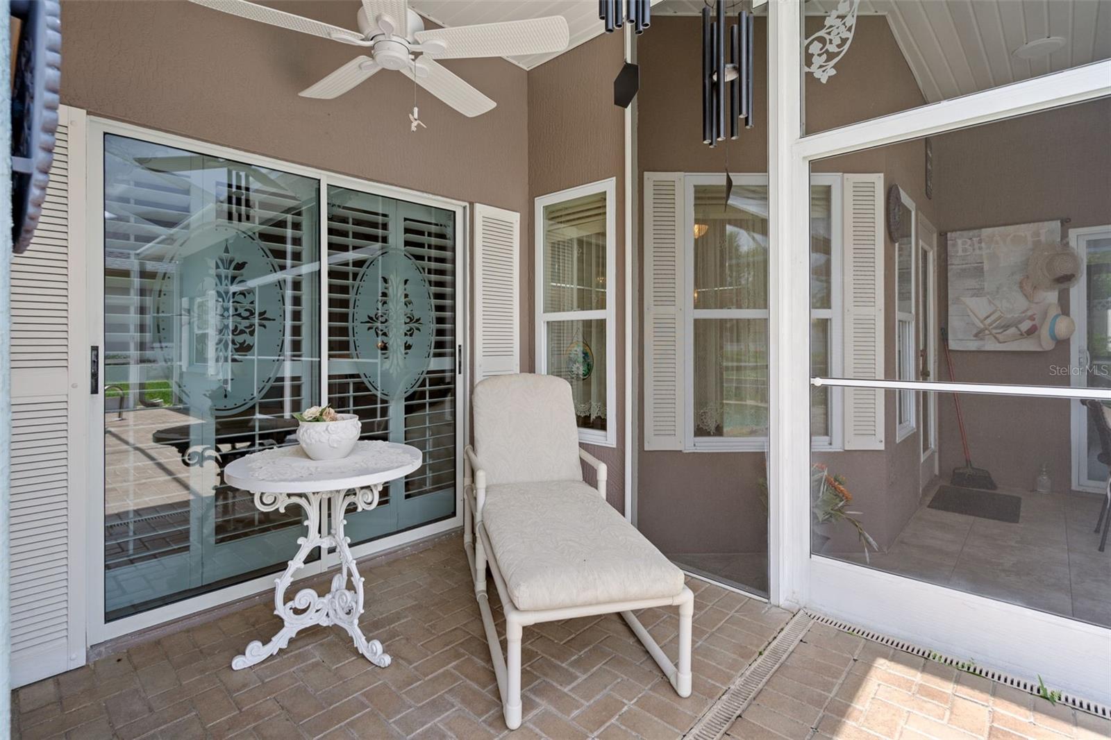 REGENCY OAKS - Residential