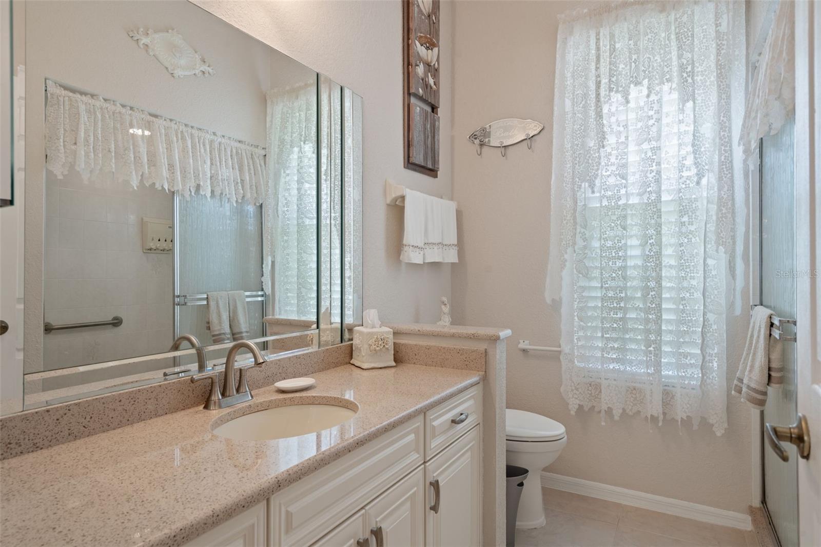 REGENCY OAKS - Residential