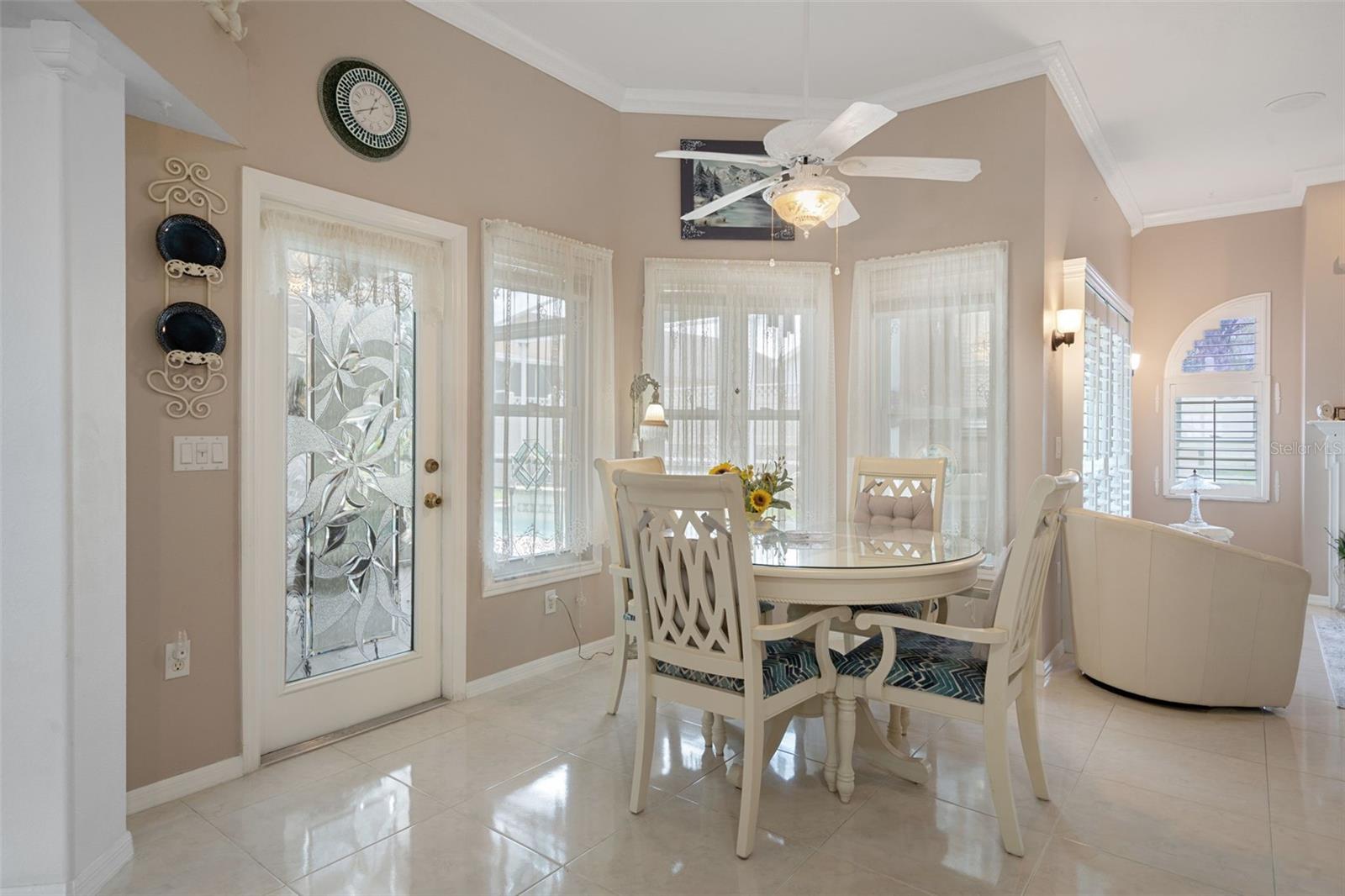 REGENCY OAKS - Residential