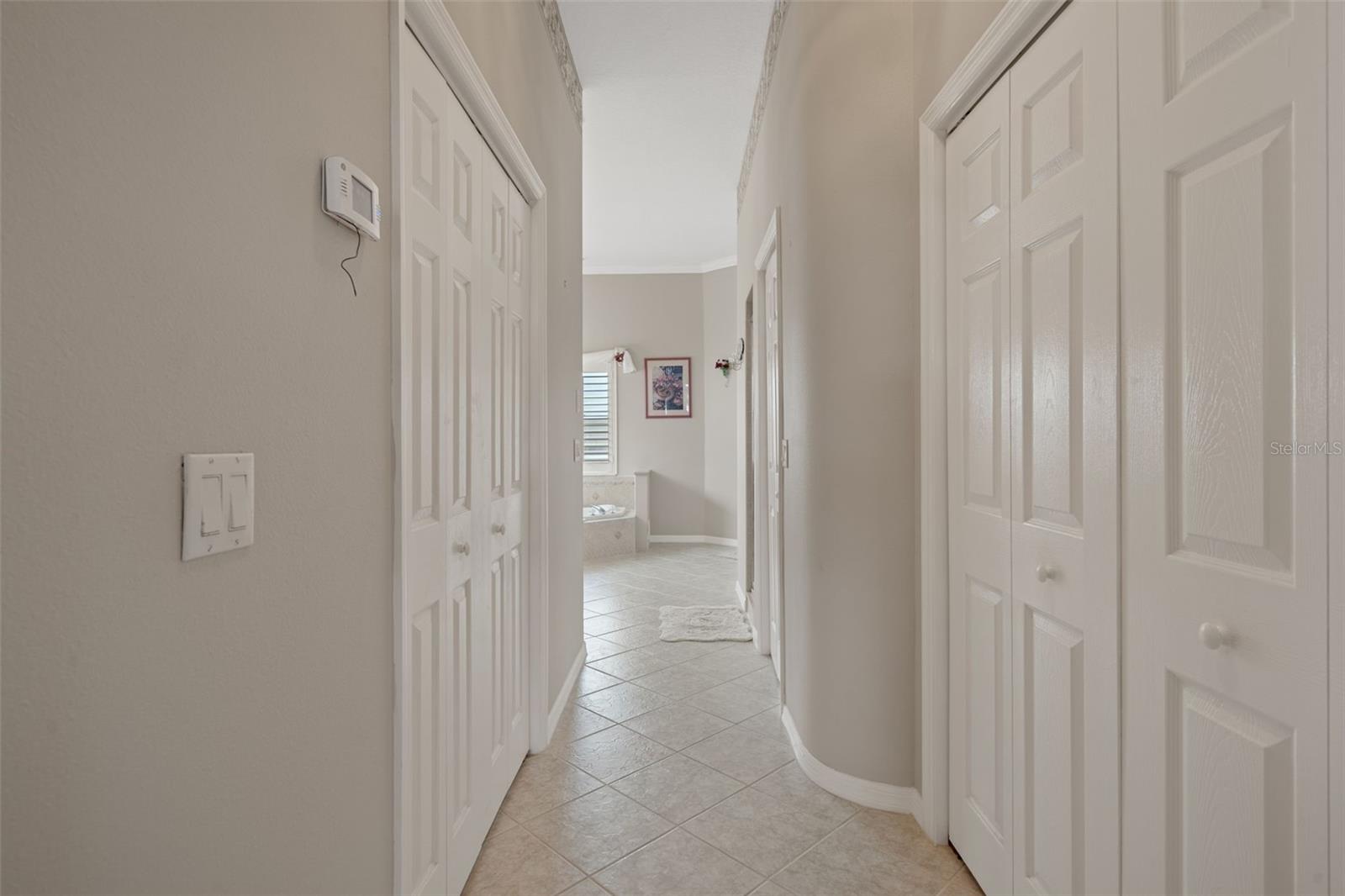 REGENCY OAKS - Residential