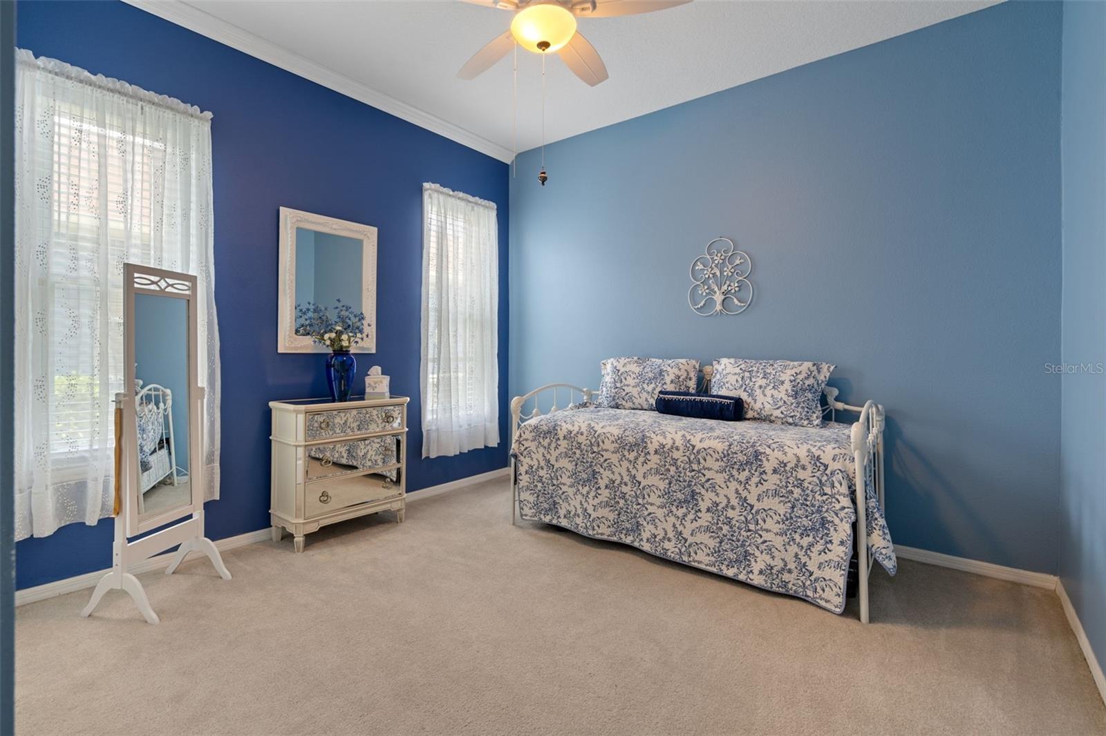 REGENCY OAKS - Residential