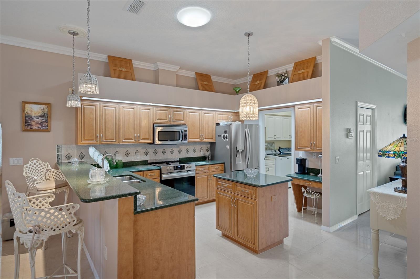 REGENCY OAKS - Residential