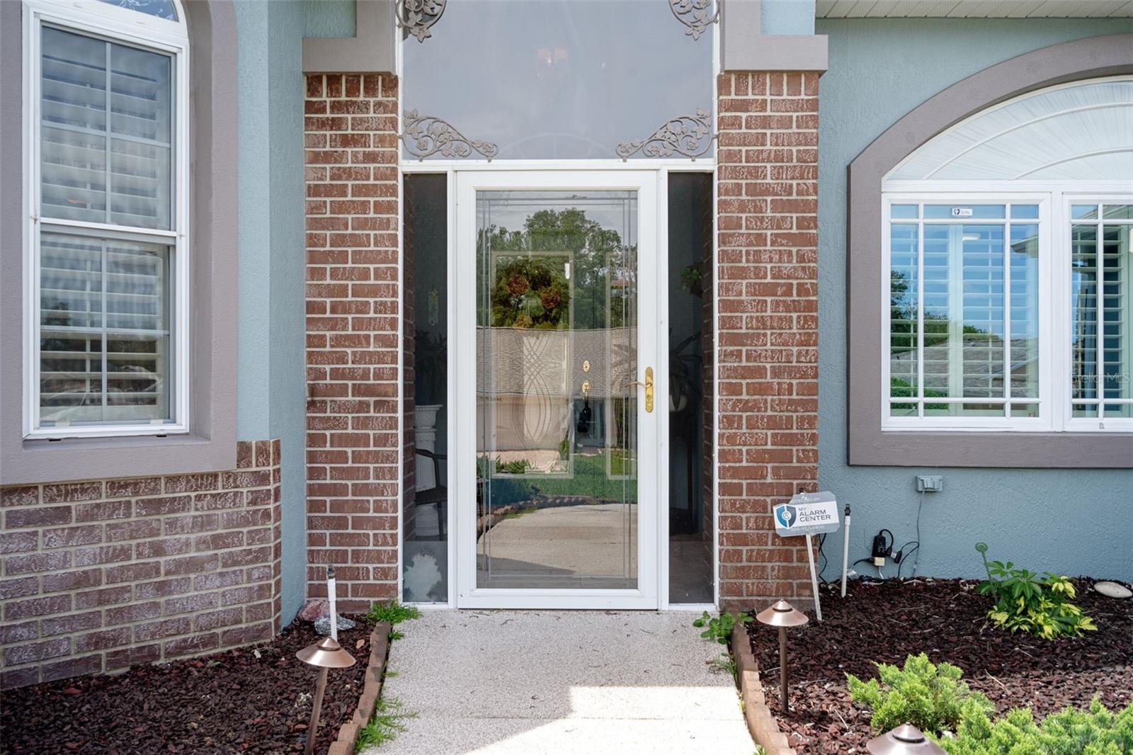 REGENCY OAKS - Residential
