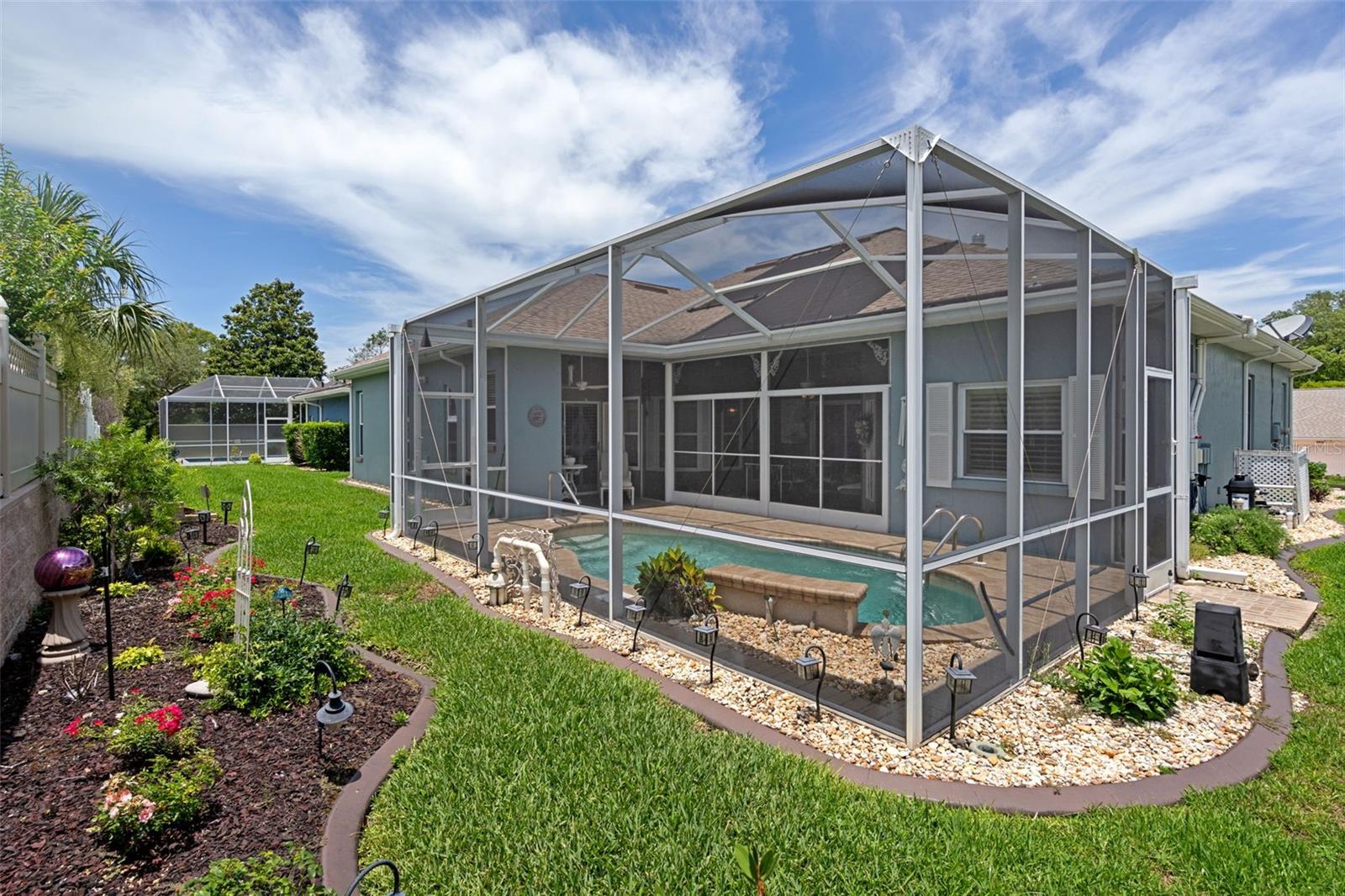 REGENCY OAKS - Residential