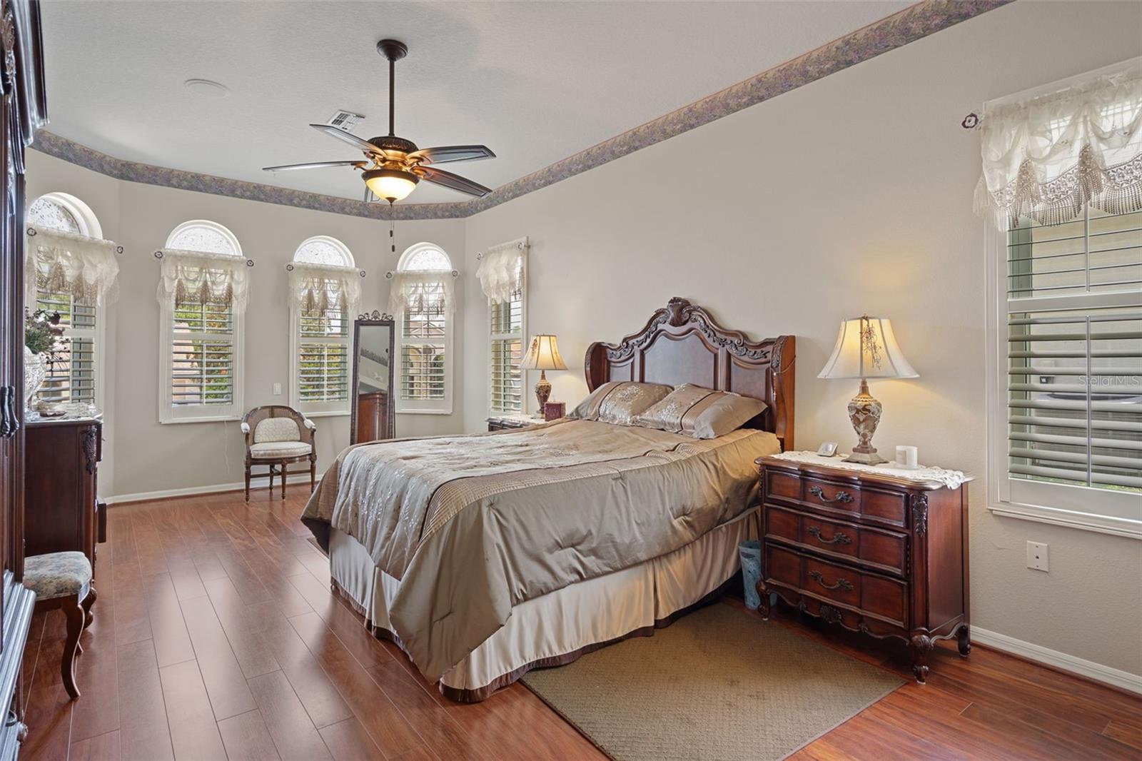 REGENCY OAKS - Residential