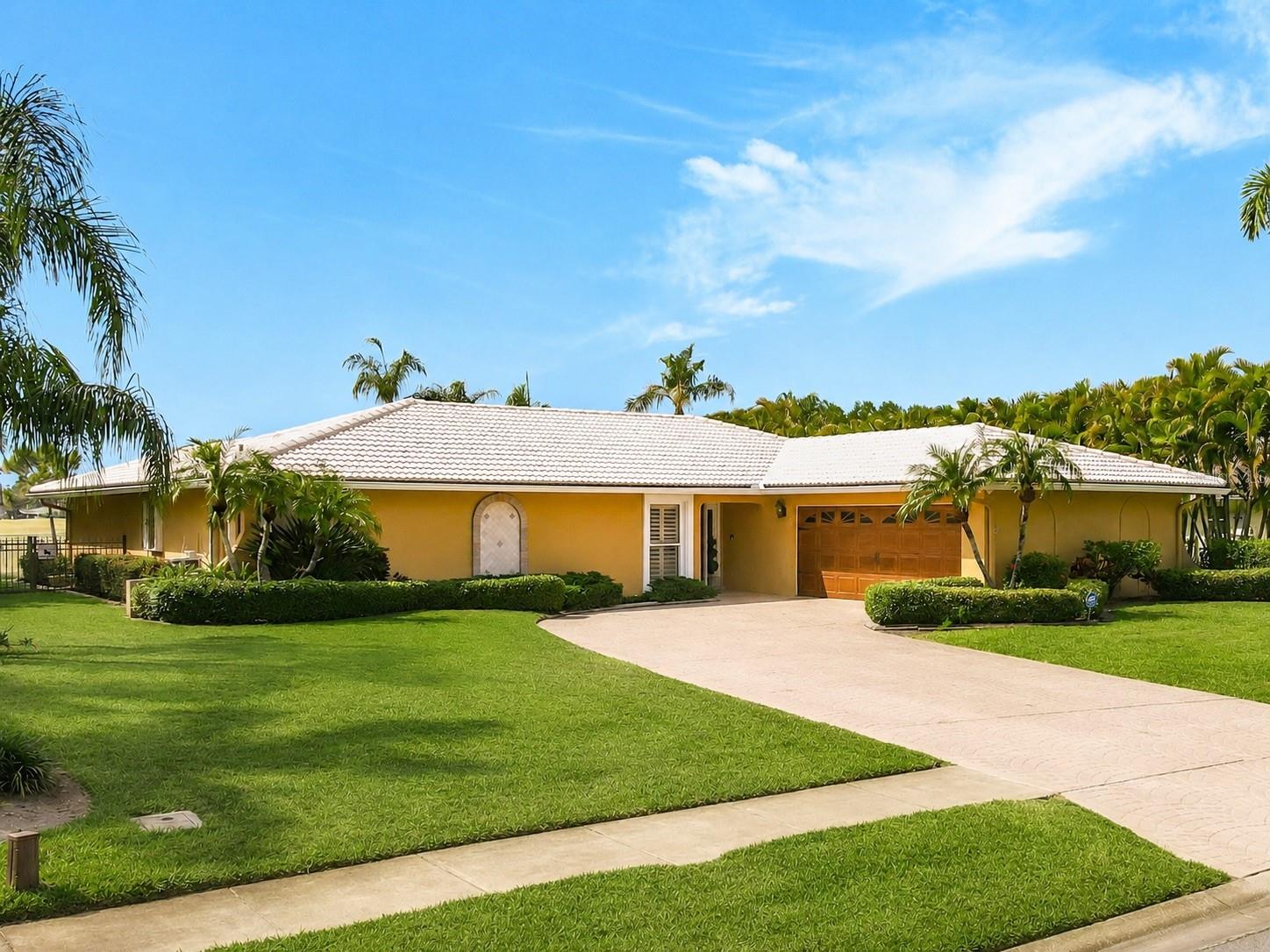BARDMOOR GOLF VIEW ESTATE 1ST ADD - Residential