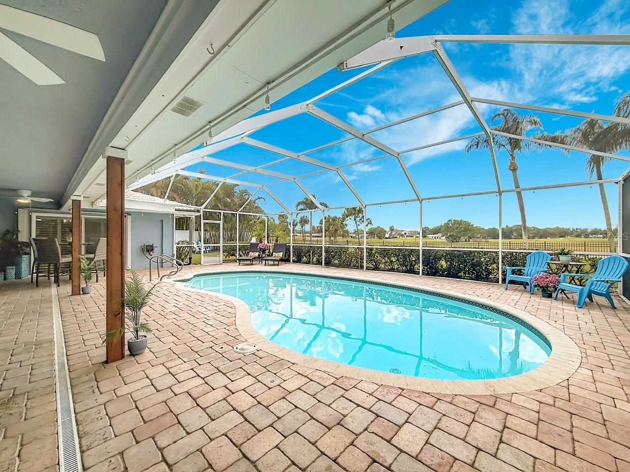 BARDMOOR GOLF VIEW ESTATE 1ST ADD - Residential