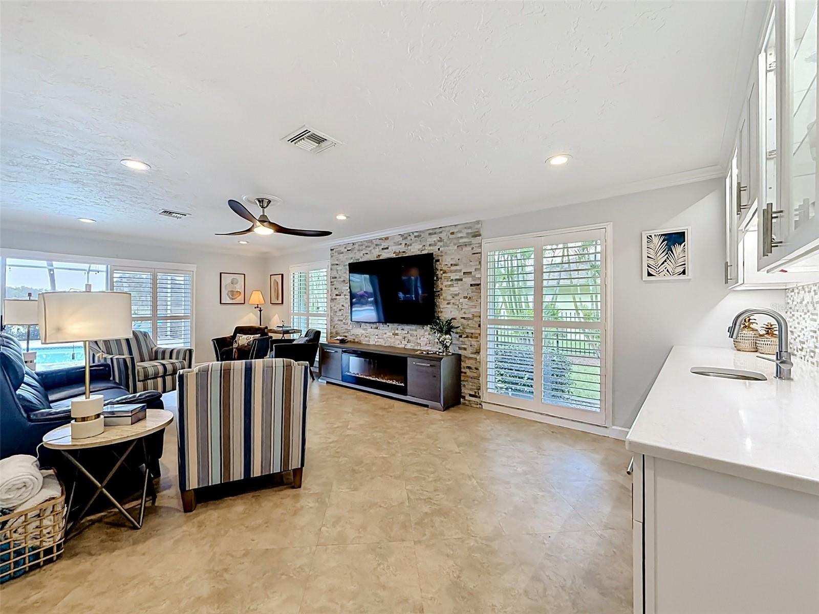 BARDMOOR GOLF VIEW ESTATE 1ST ADD - Residential