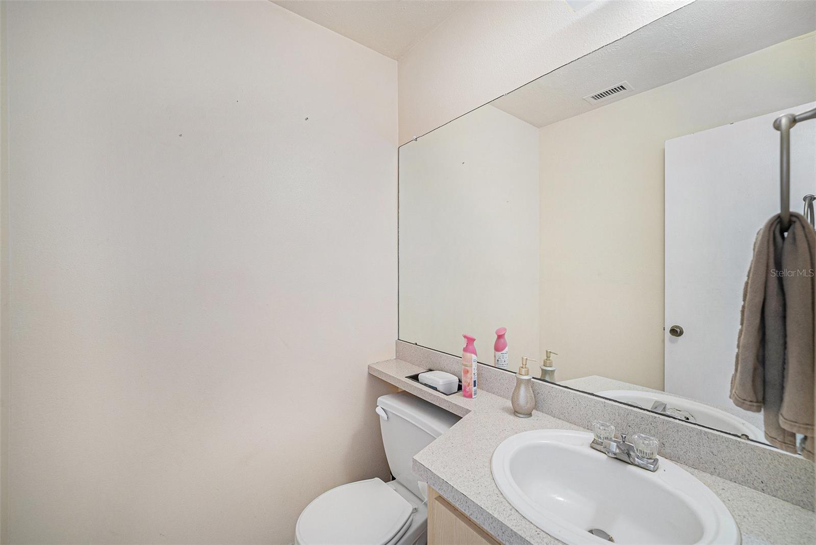HAMPTON PARK TWNHMS UN 1 - Residential