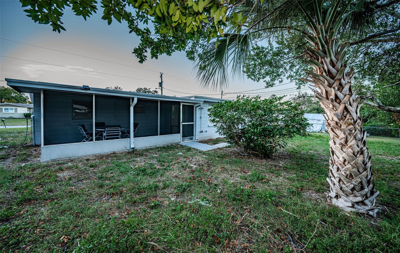 COUNTRY CLUB ESTATES - Residential