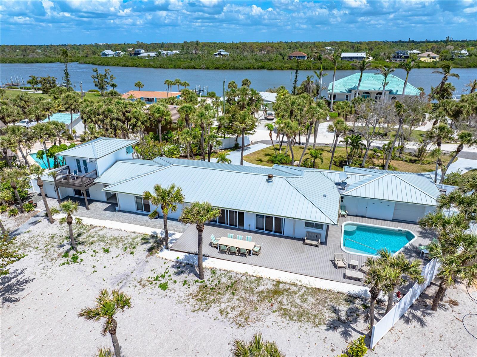 722 N MANASOTA KEY ROAD