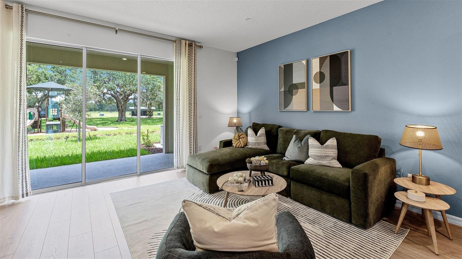 NONA WEST TWNHMS - Residential