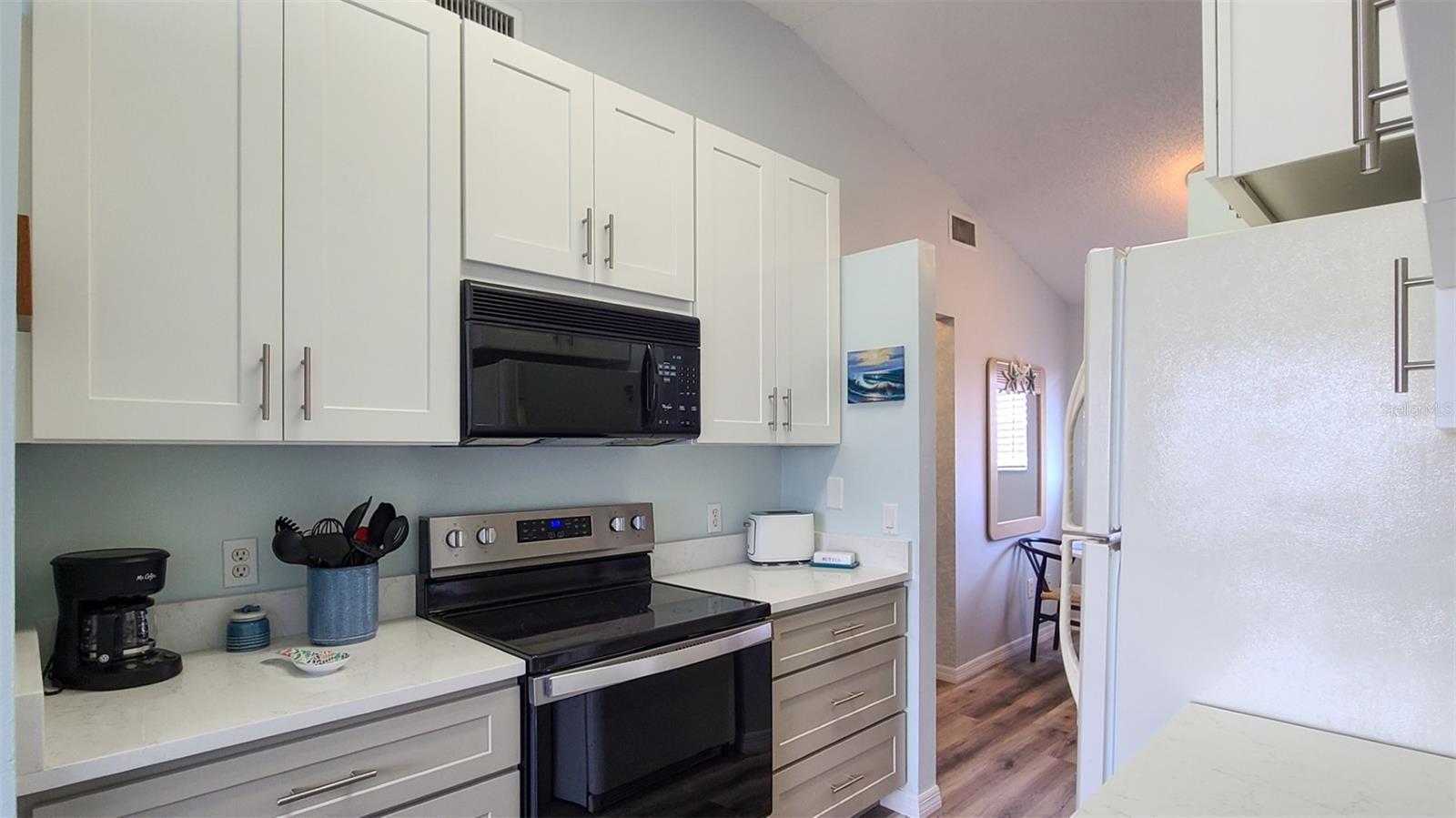 VILLA BLDG 58 - Residential Lease