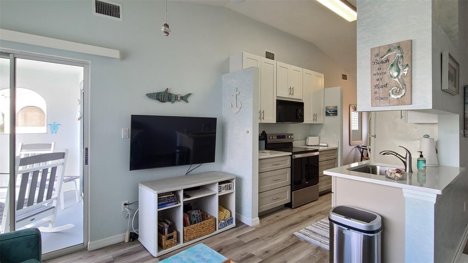 VILLA BLDG 58 - Residential Lease